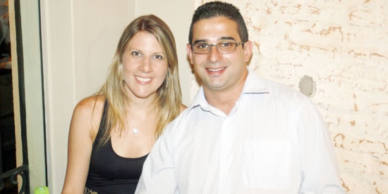 Paula Garcia  e Gustavo Cintra em restaurante da cidade noite dessas